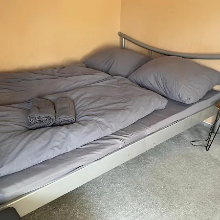 Schones Einfaches In Nethen Homestay *